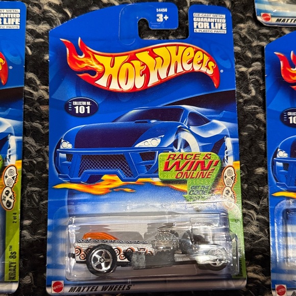 Babe Ruth, Spree, Butterfinger, Nestle Crunch Hotwheels - Picture 8 of 13